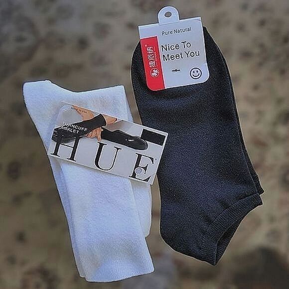 Lot of 2 | NWT HUE & Jopana white and black ankle ankle socks - Picture 2 of 8